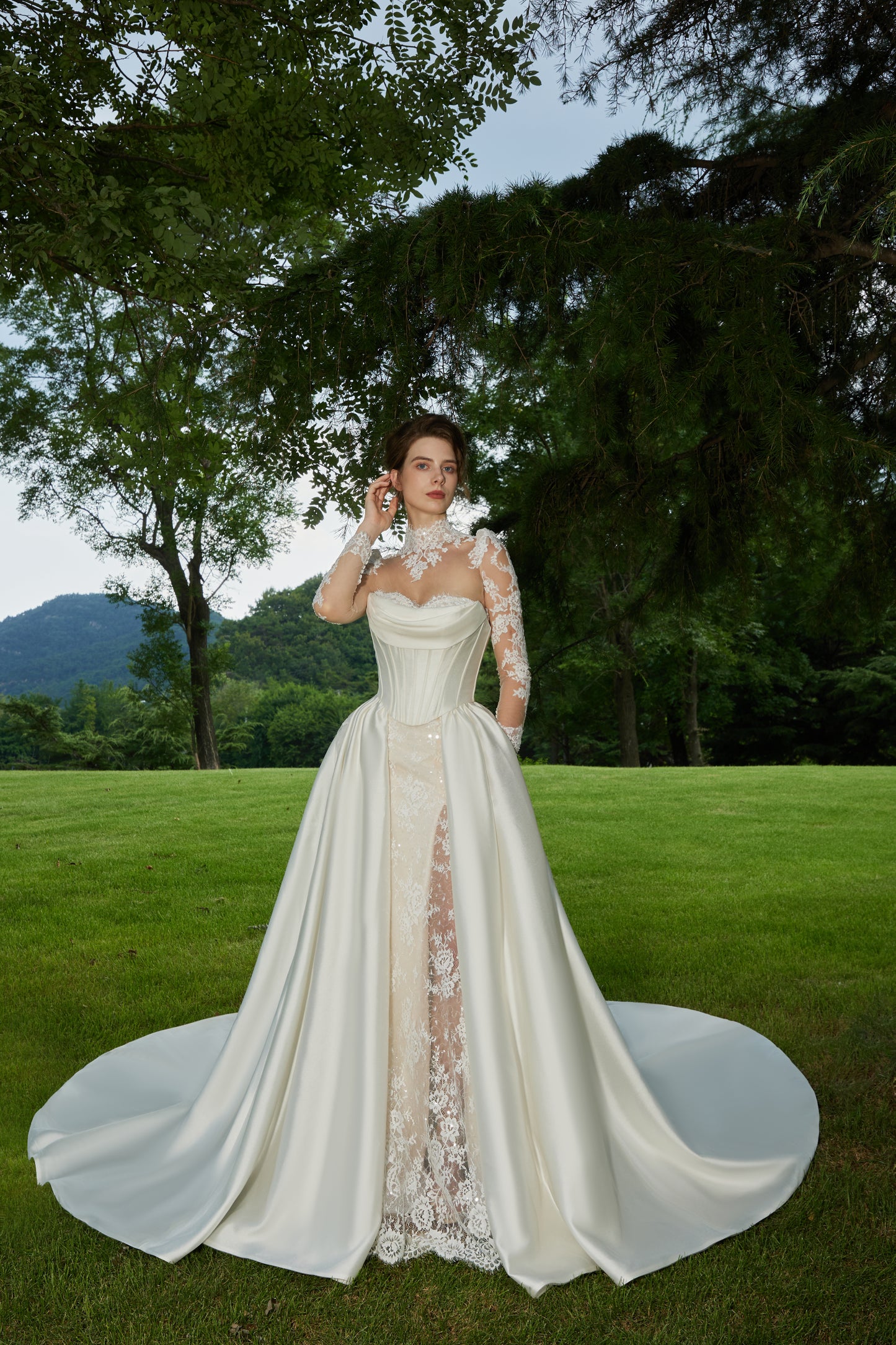 LILAH-M01 WEDDING DRESS