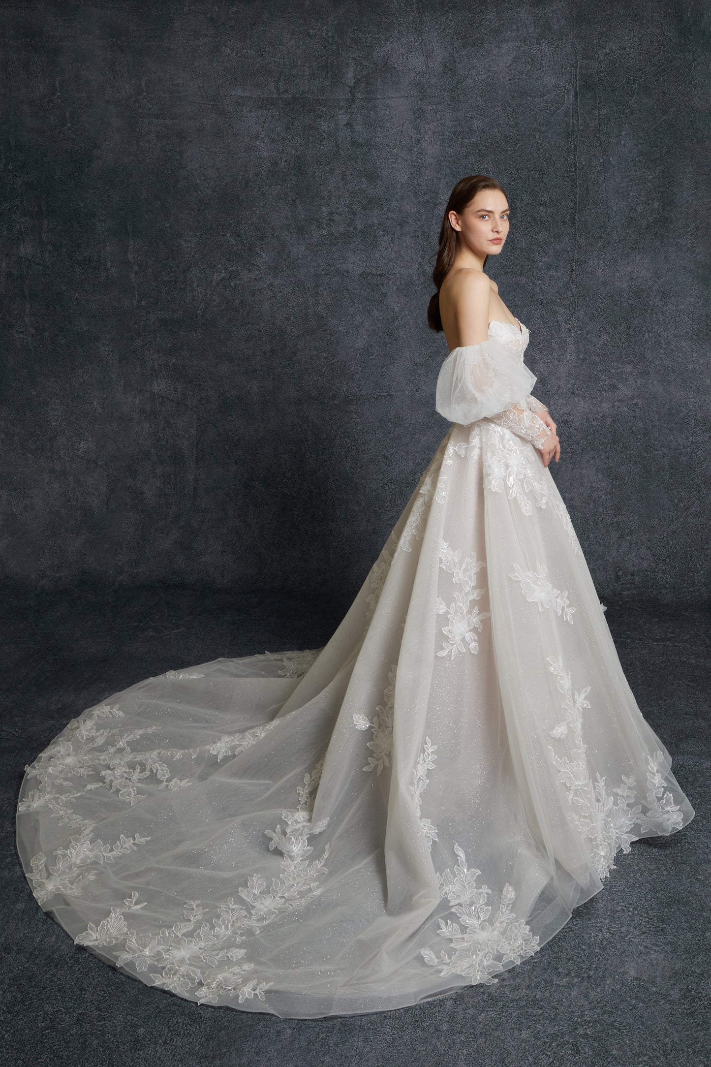 KYRA WEDDING DRESS