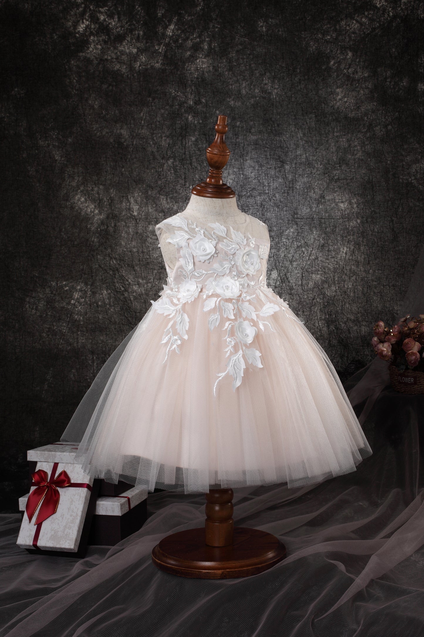 PEARL FLORAL BABY DRESS Y9011105