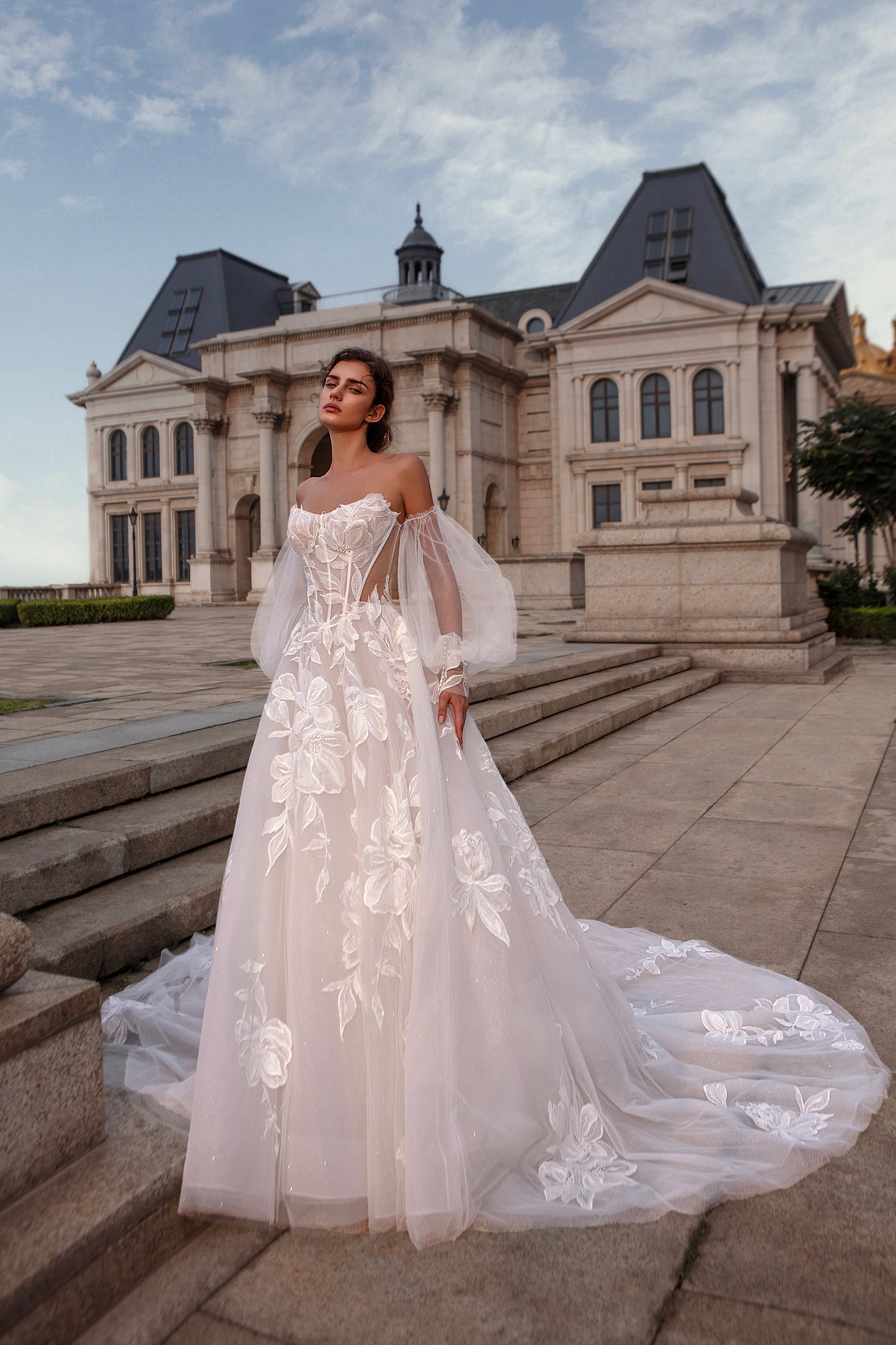 ISABELLA WEDDING DRESS