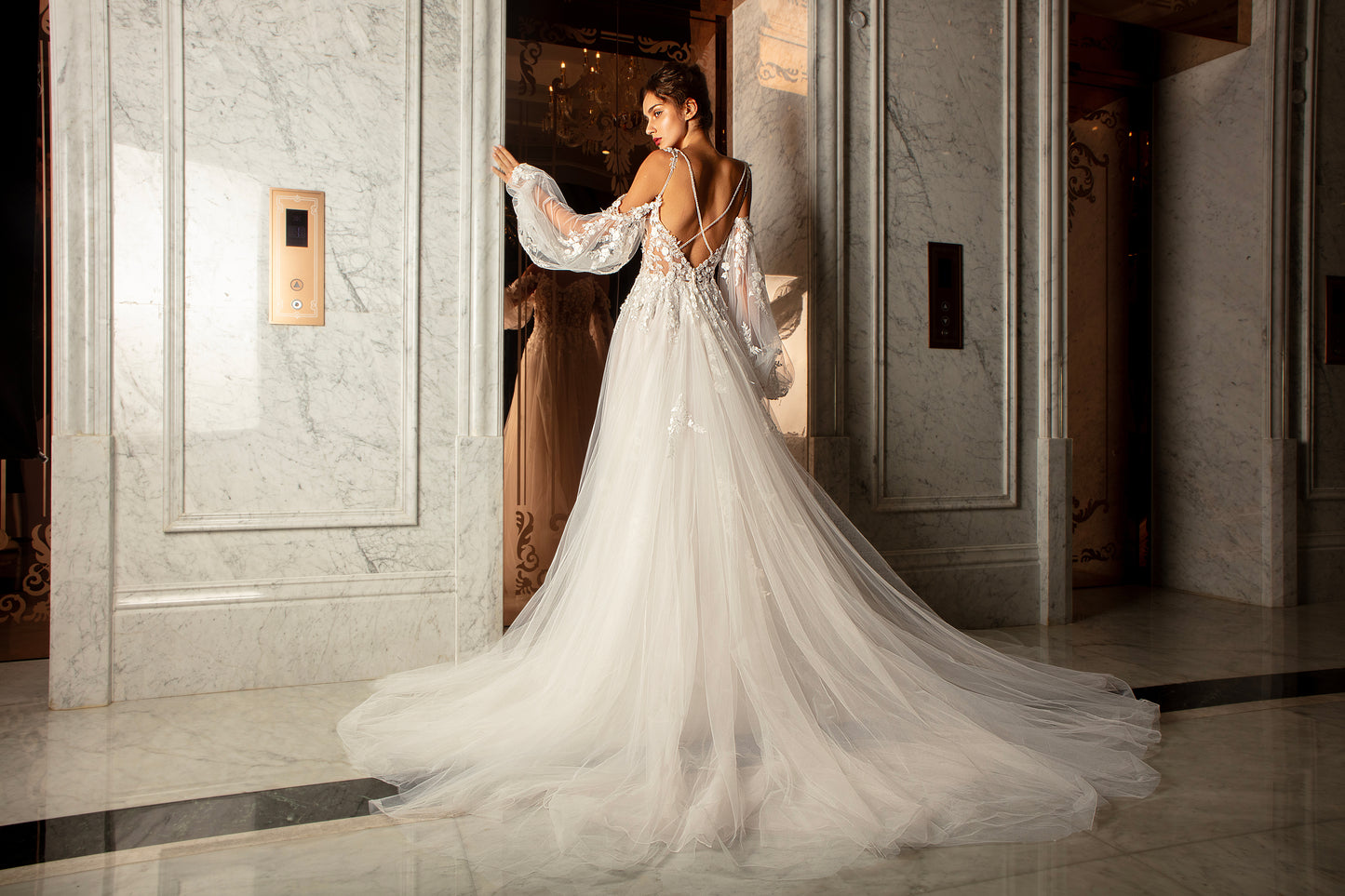 KAYLEE WEDDING DRESS