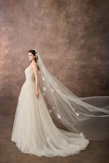 LUCENT WEDDING DRESS