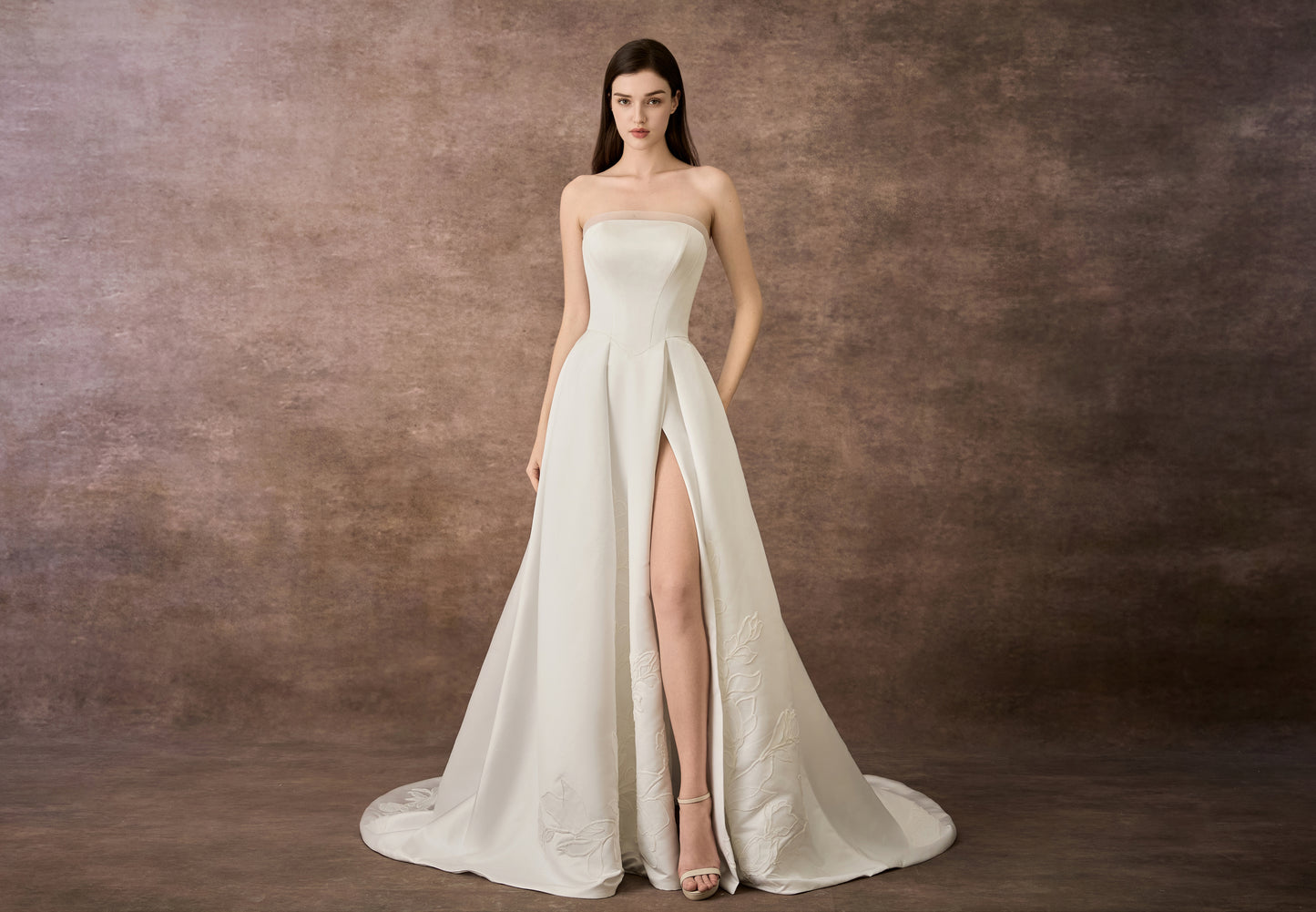 ETHEREAL WEDDING DRESS