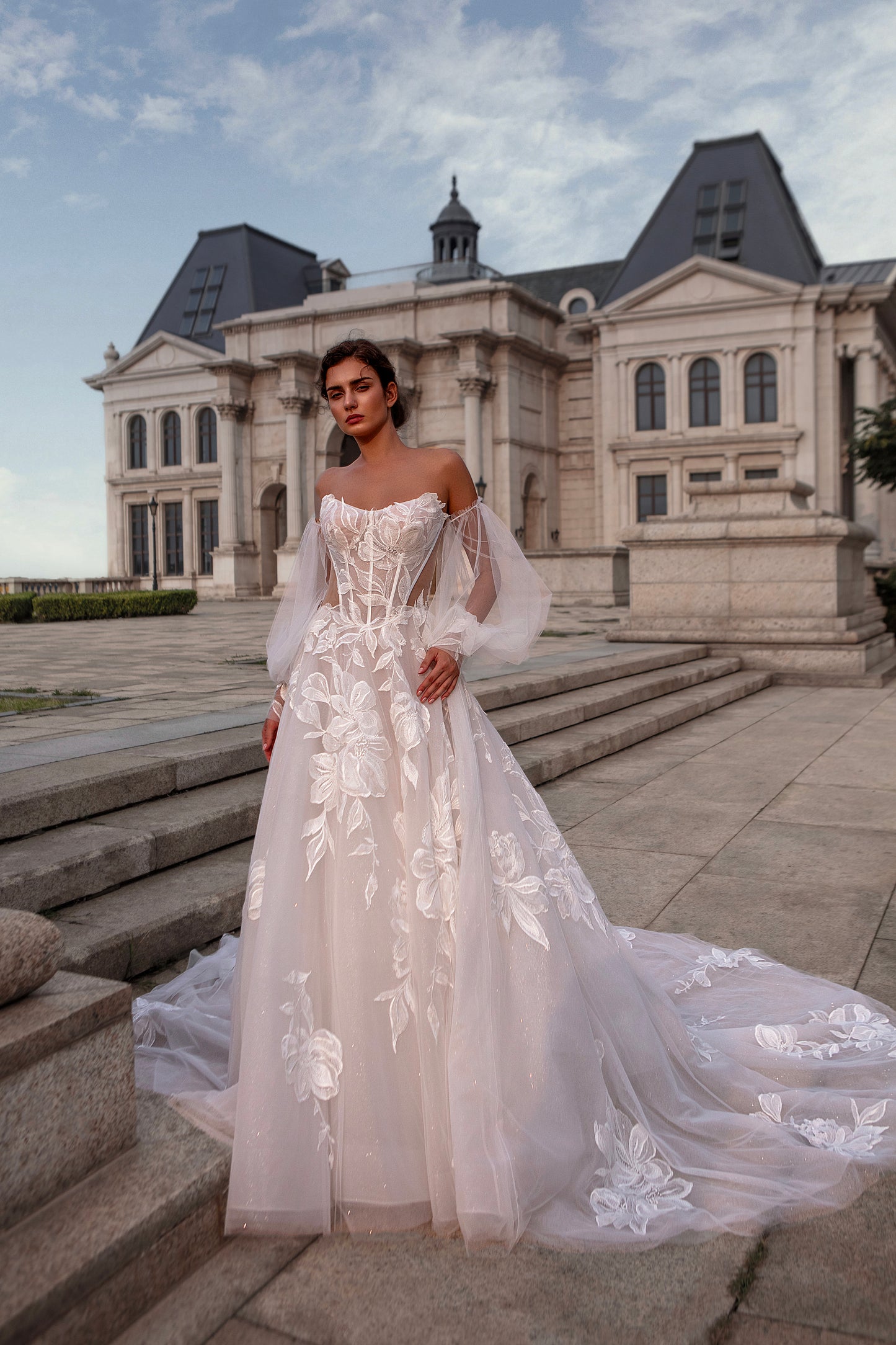 ISABELLA WEDDING DRESS