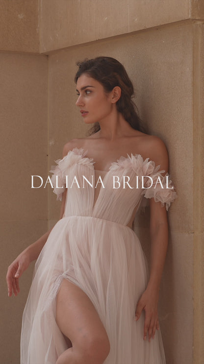 LILY WEDDING DRESS