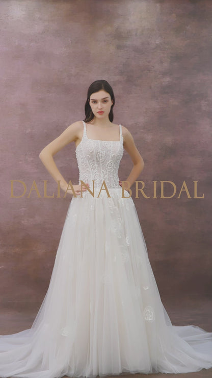 LUCENT WEDDING DRESS